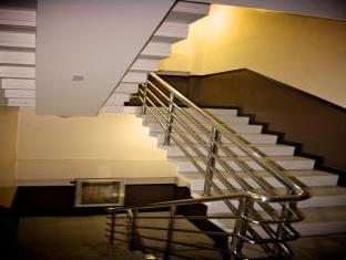 Cebu Fiesta Business Suites Экстерьер фото