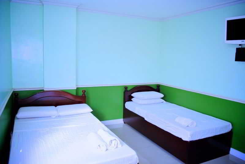 Cebu Fiesta Business Suites Экстерьер фото